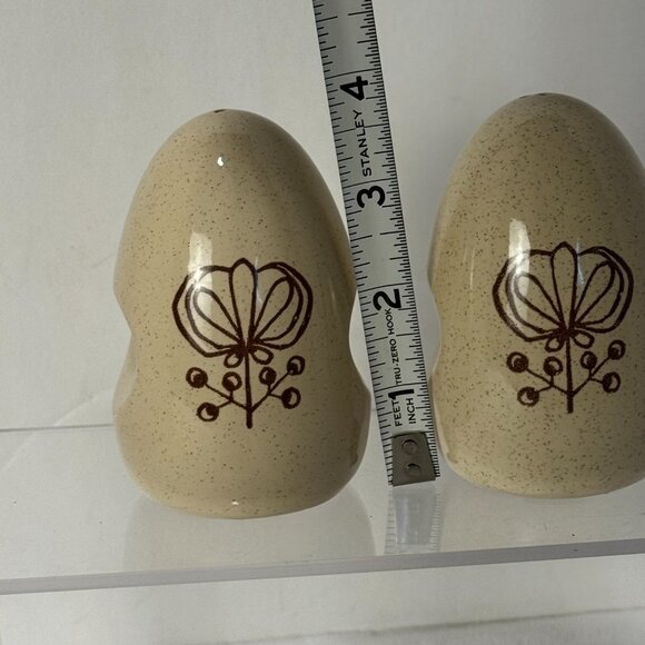 MCM Pomegranate by Franciscan Duet Earthenware Short Salt & Pepper Shakers 1950' - Picture 8 of 12